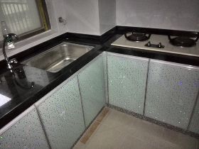 深圳羅湖櫥柜定做 廠家直銷，十多年專業(yè)經(jīng)驗(yàn)，技術(shù)服務(wù)到家